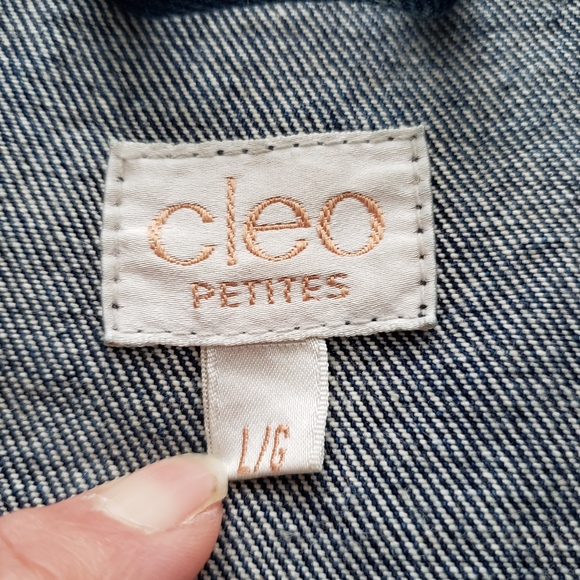 Cleo Jean Jacket Size Large (Petite) - Picture 4 of 7